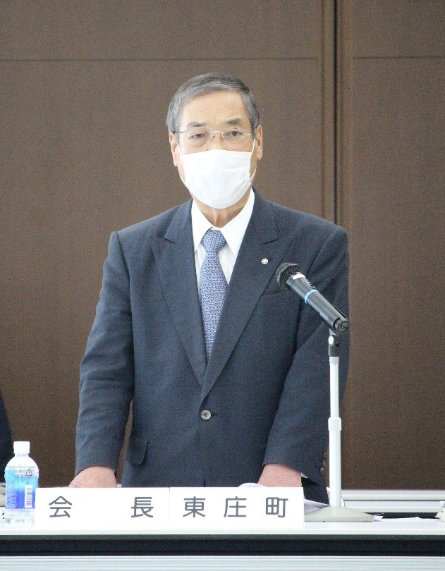 挨拶をする岩田会長